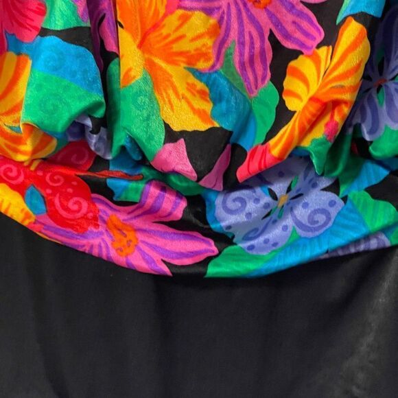 Vintage Floral Golden Girls One Piece Swimsuit Medium - Picture 3 of 10